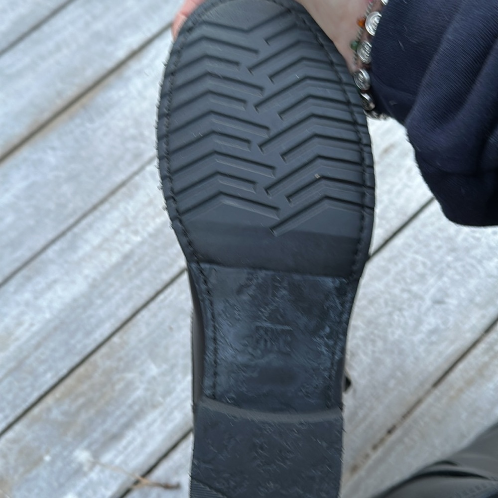Frye boots with Sherpa lining. Wore them 1 time. In brand new condition. - Picture 9 of 9